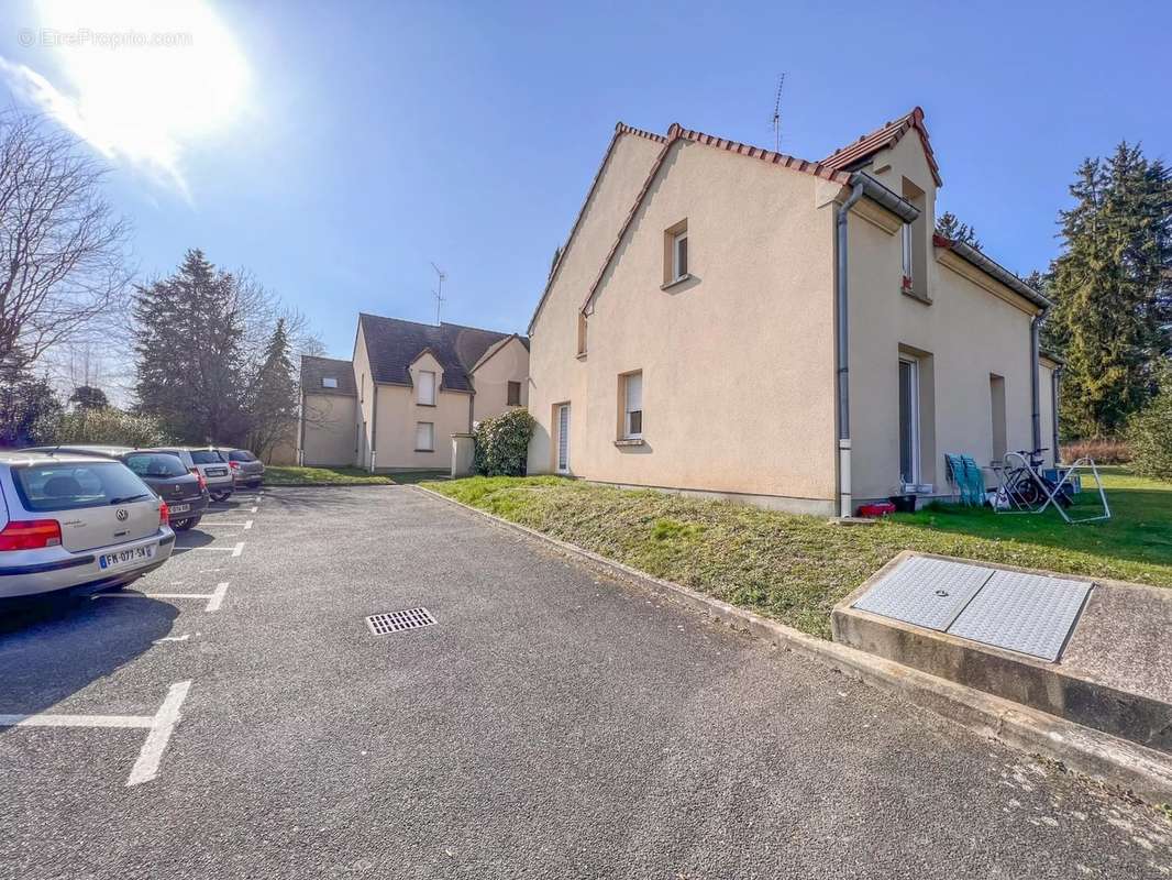 Appartement à SAINT-REMY-LES-CHEVREUSE