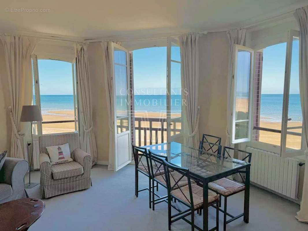 Appartement à CABOURG