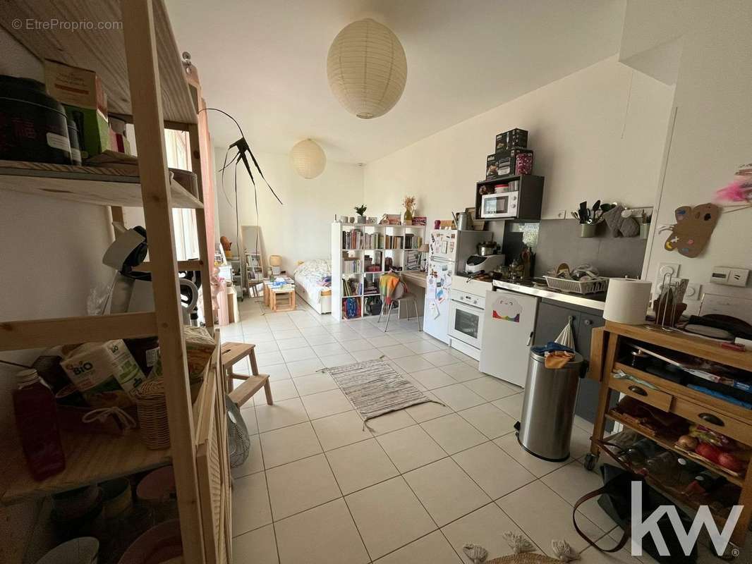 Appartement à MARSEILLE-9E