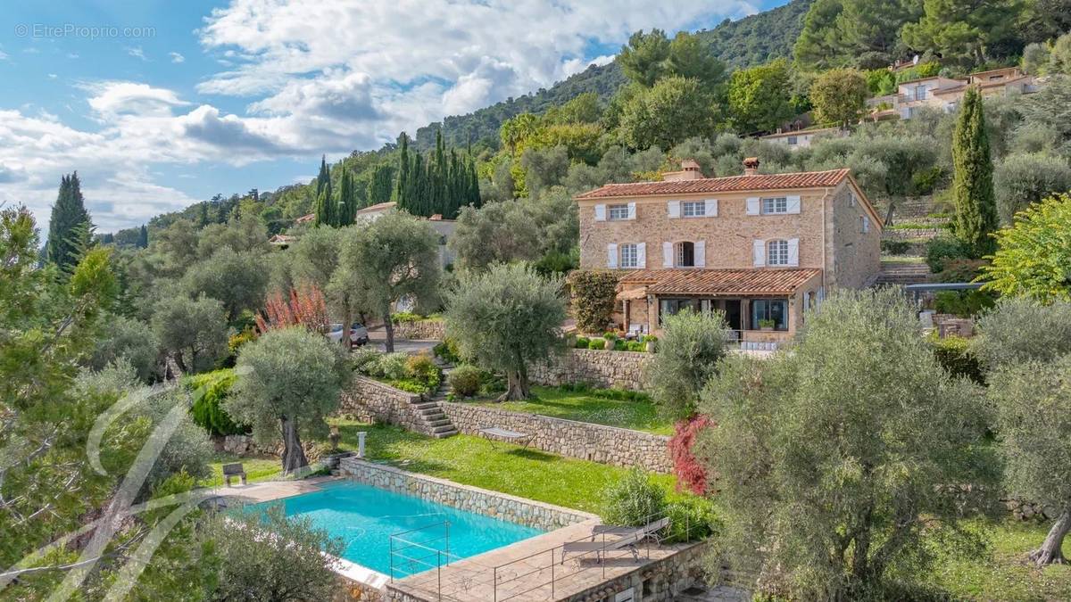 Maison à MOUGINS