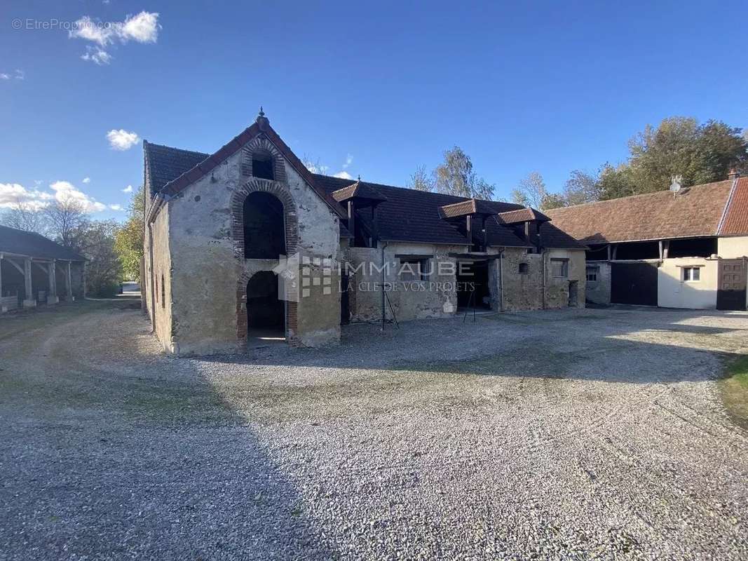 Maison à NOGENT-SUR-SEINE