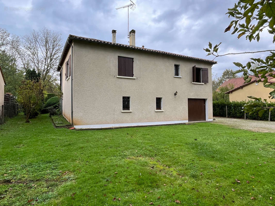 Maison à SARLIAC-SUR-L&#039;ISLE