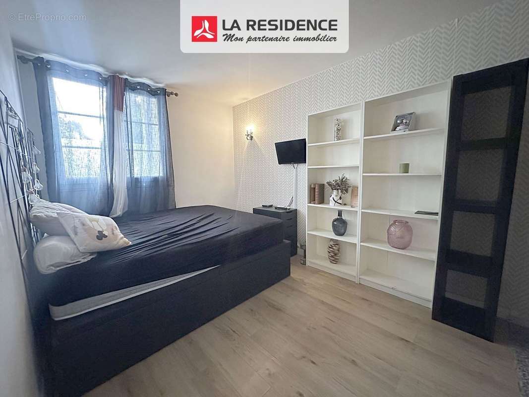 Appartement à COLOMBES