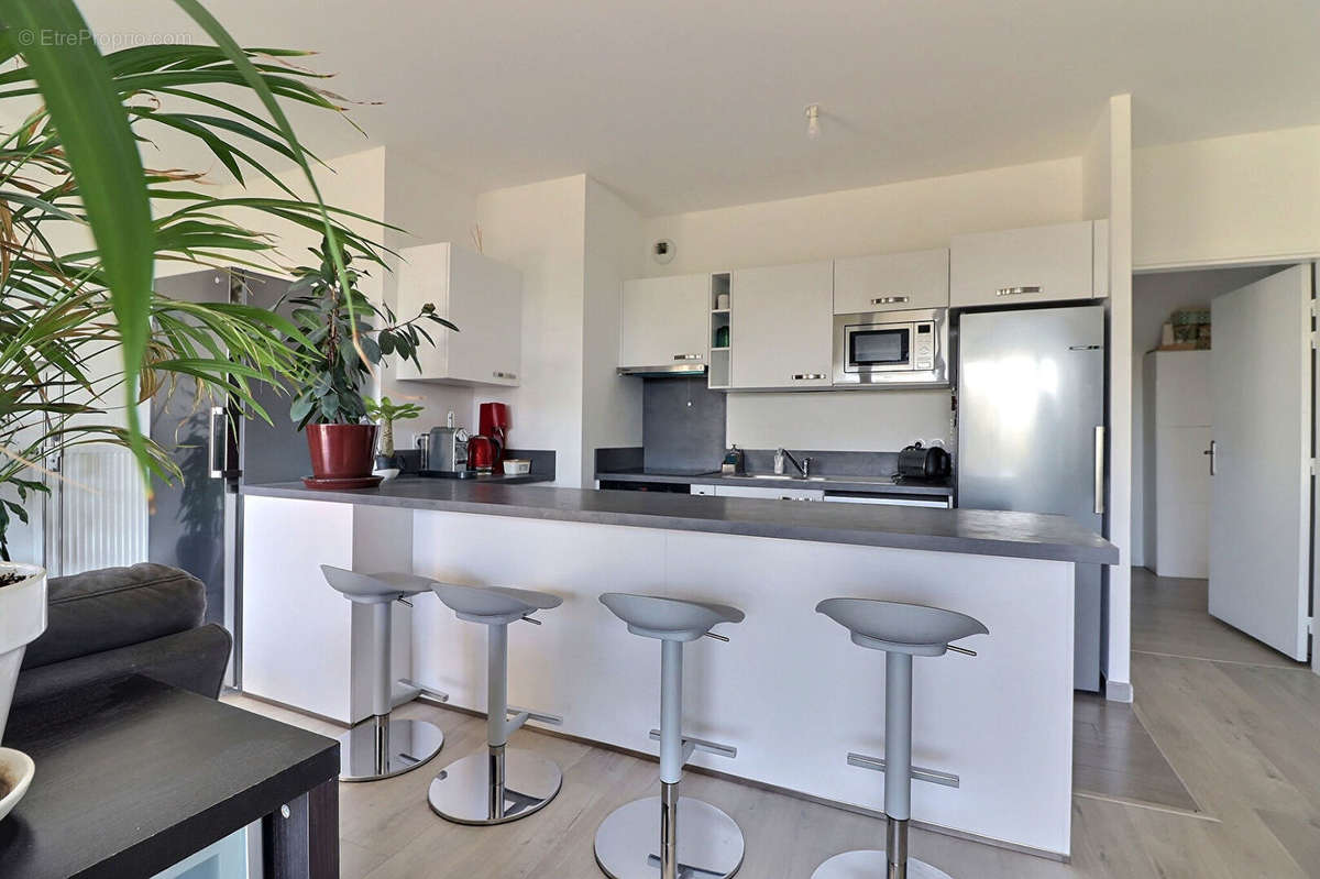 Appartement à ENGHIEN-LES-BAINS