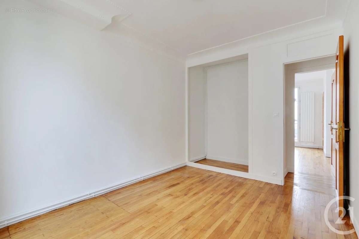 Appartement à PARIS-15E