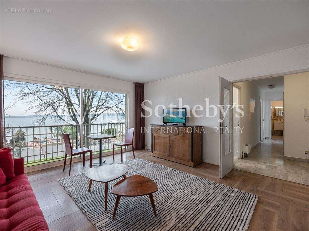 Appartement à EVIAN-LES-BAINS