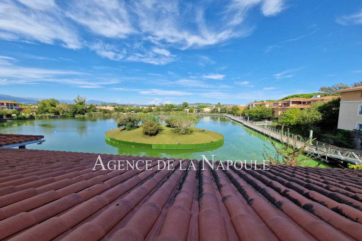 Appartement à MANDELIEU-LA-NAPOULE