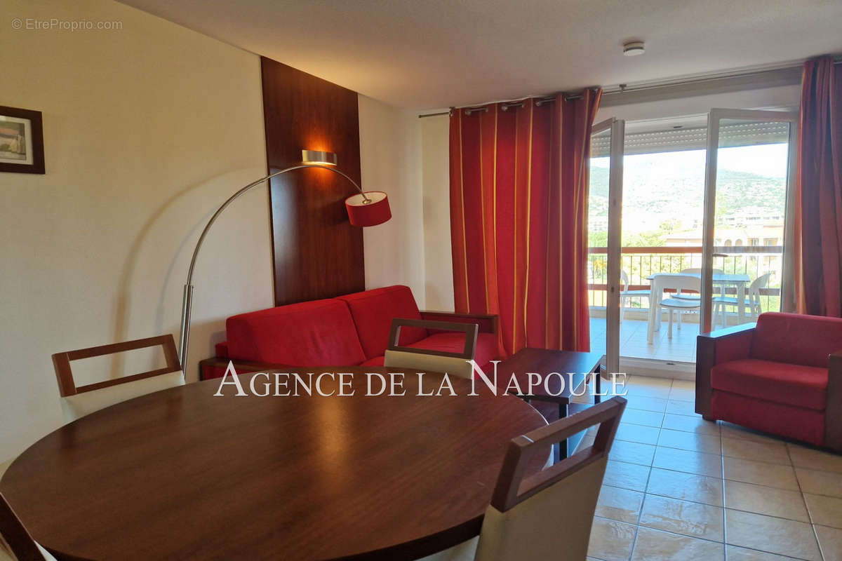 Appartement à MANDELIEU-LA-NAPOULE