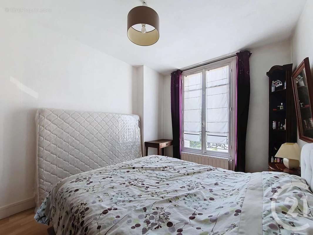 Appartement à COLOMBES