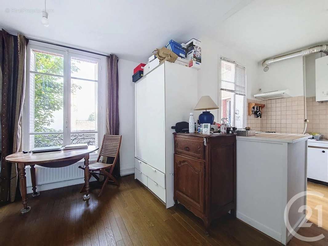 Appartement à COLOMBES