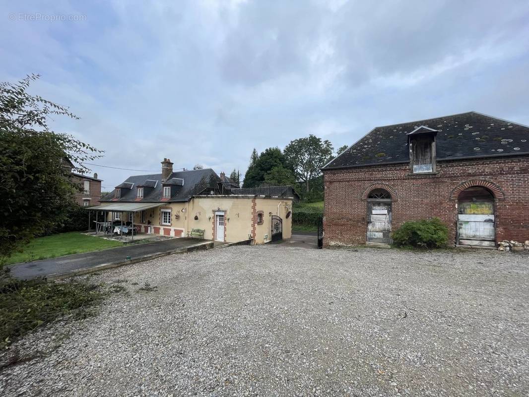 Maison à BEAUMONT-LE-ROGER