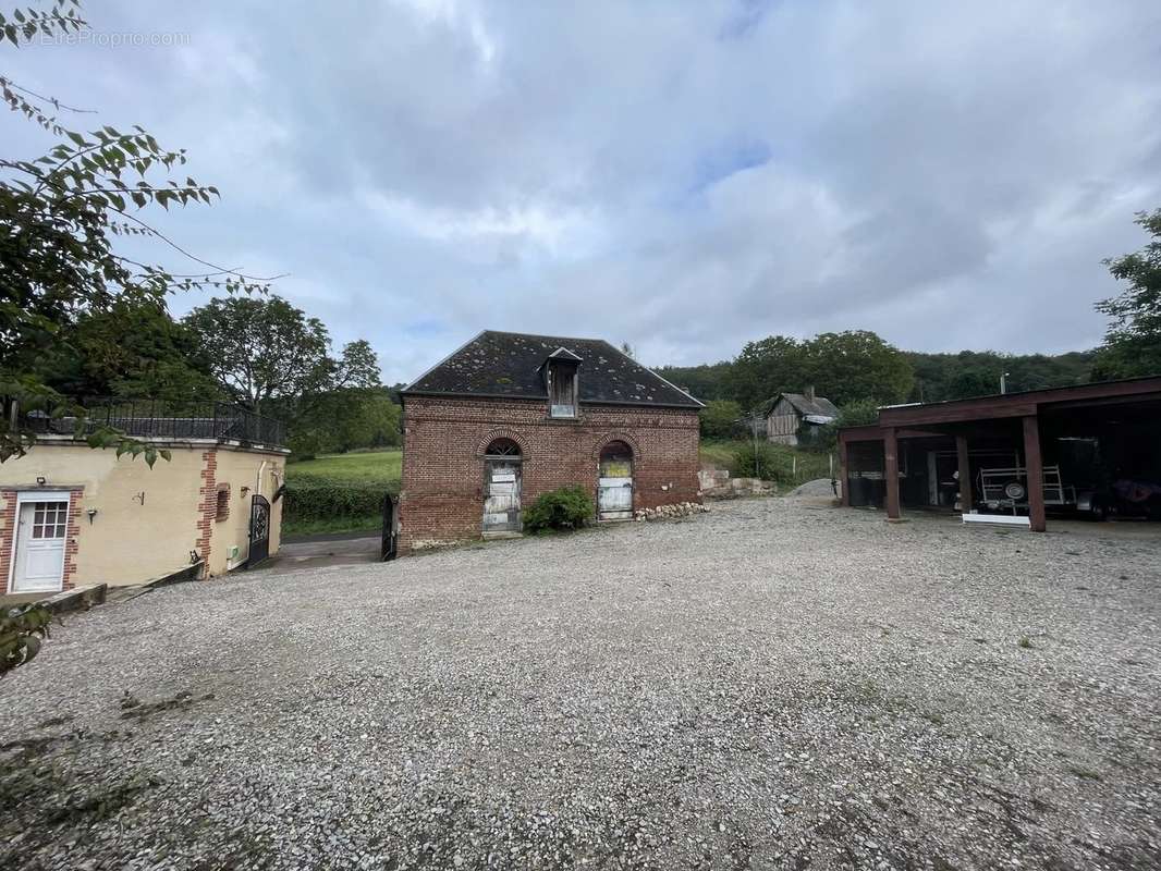 Maison à BEAUMONT-LE-ROGER