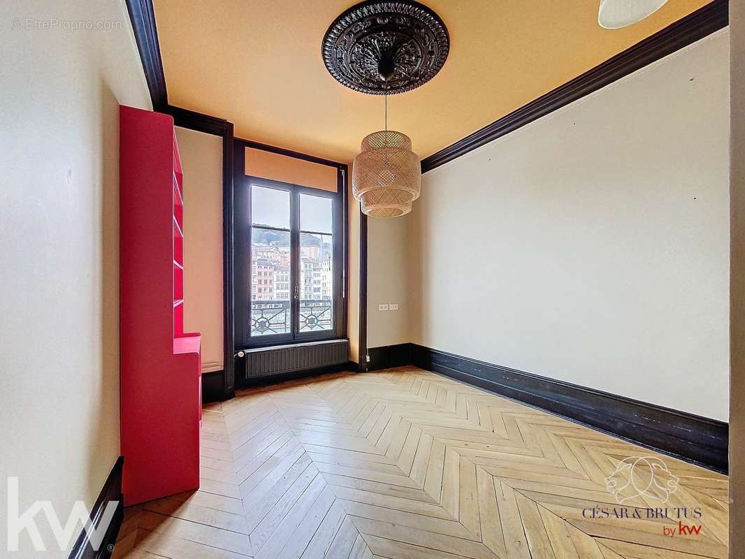 Appartement à LYON-1E