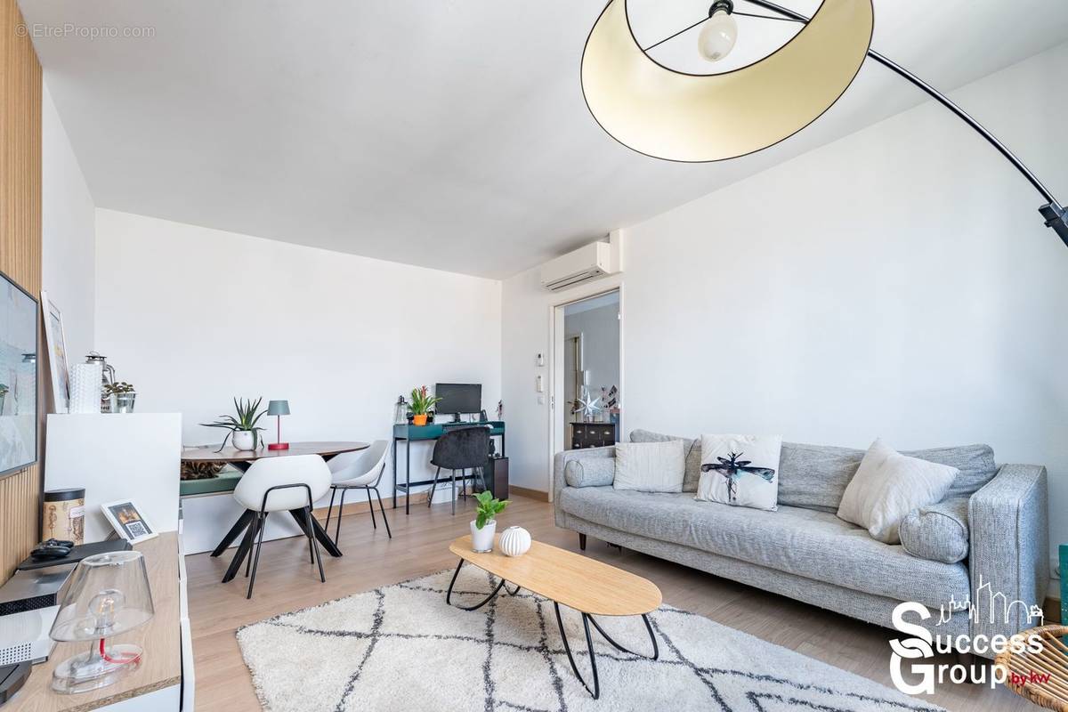 Appartement à LYON-6E