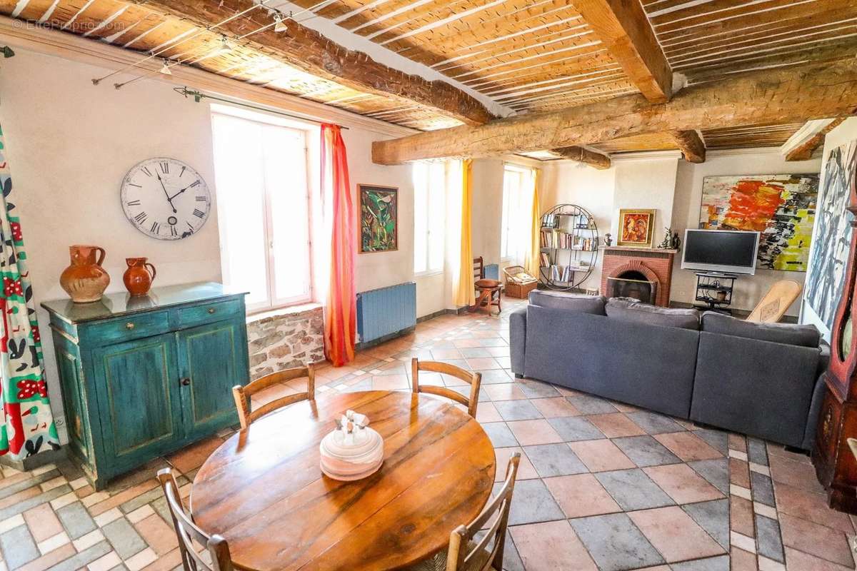 Appartement à FLAYOSC