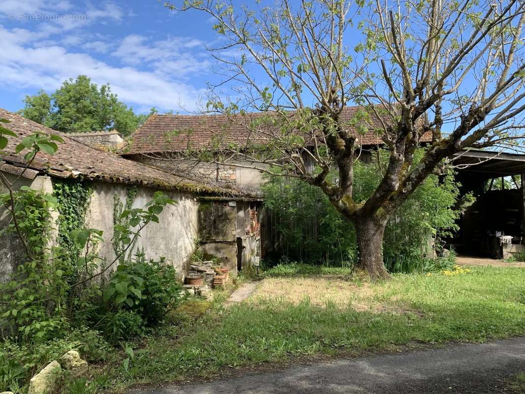 Maison à MONESTIER