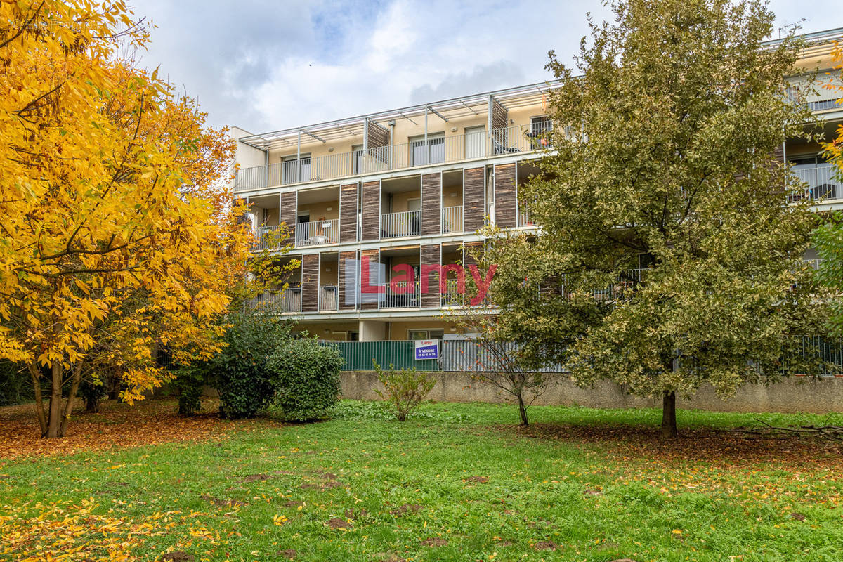 Appartement à CORNEBARRIEU