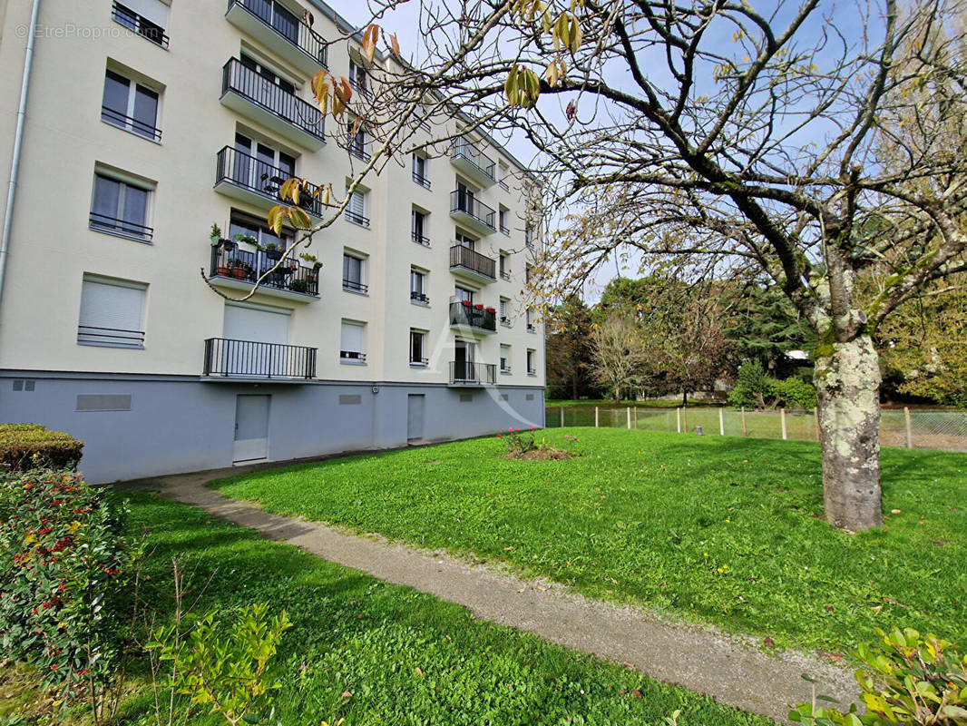 Appartement à SAINT-SEBASTIEN-SUR-LOIRE