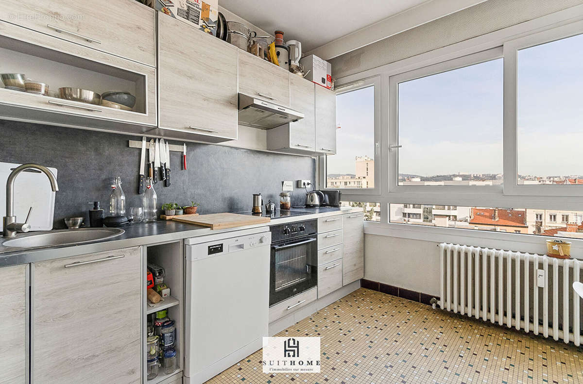 Appartement à LYON-6E