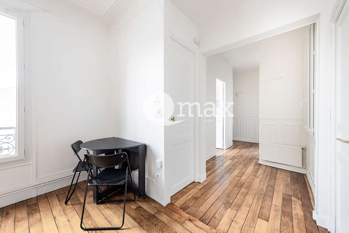 Appartement à PARIS-17E