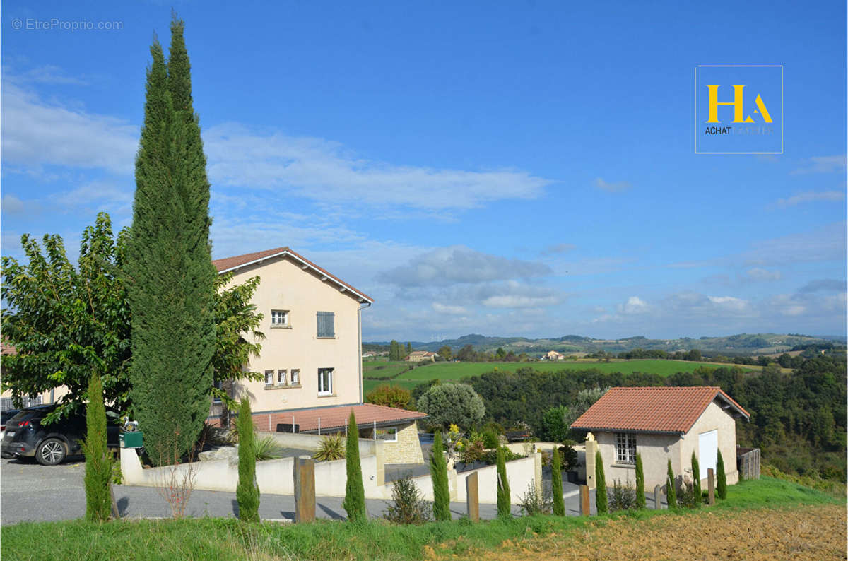 Maison à GEYSSANS