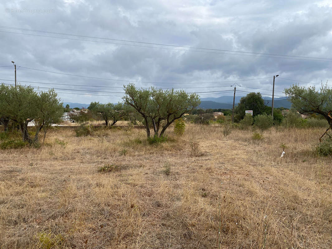 Terrain à GONFARON