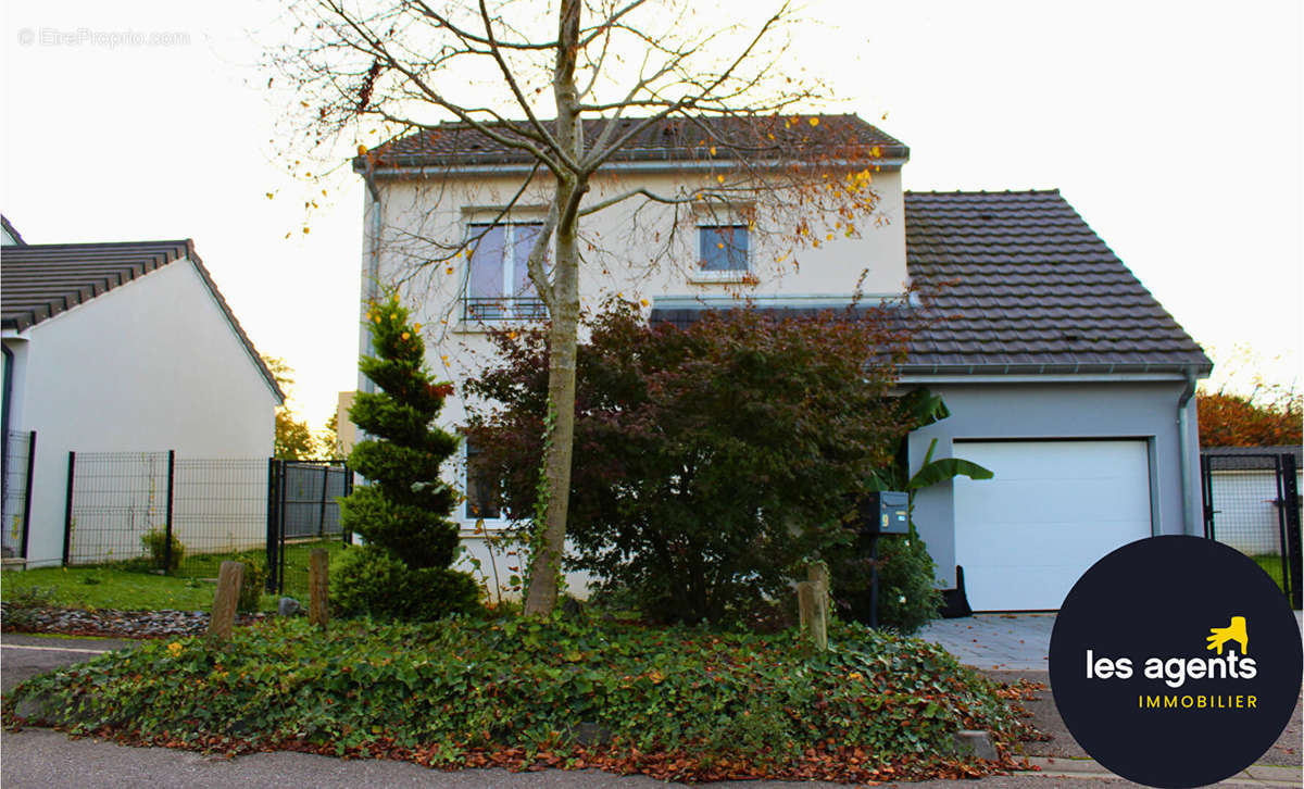 Maison à SEICHAMPS