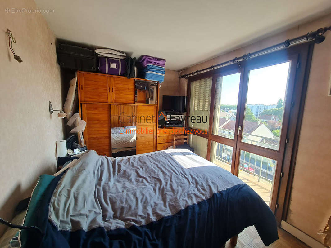 Appartement à FRESNES