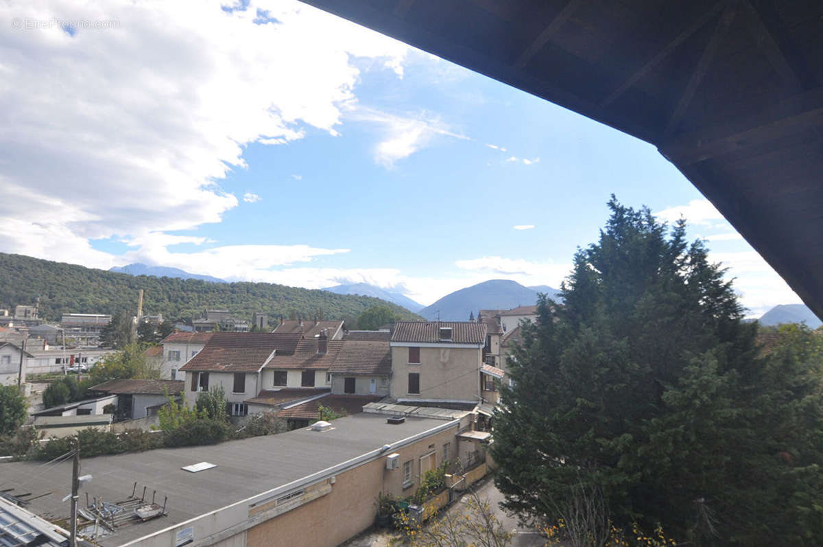 Appartement à LE PONT-DE-CLAIX