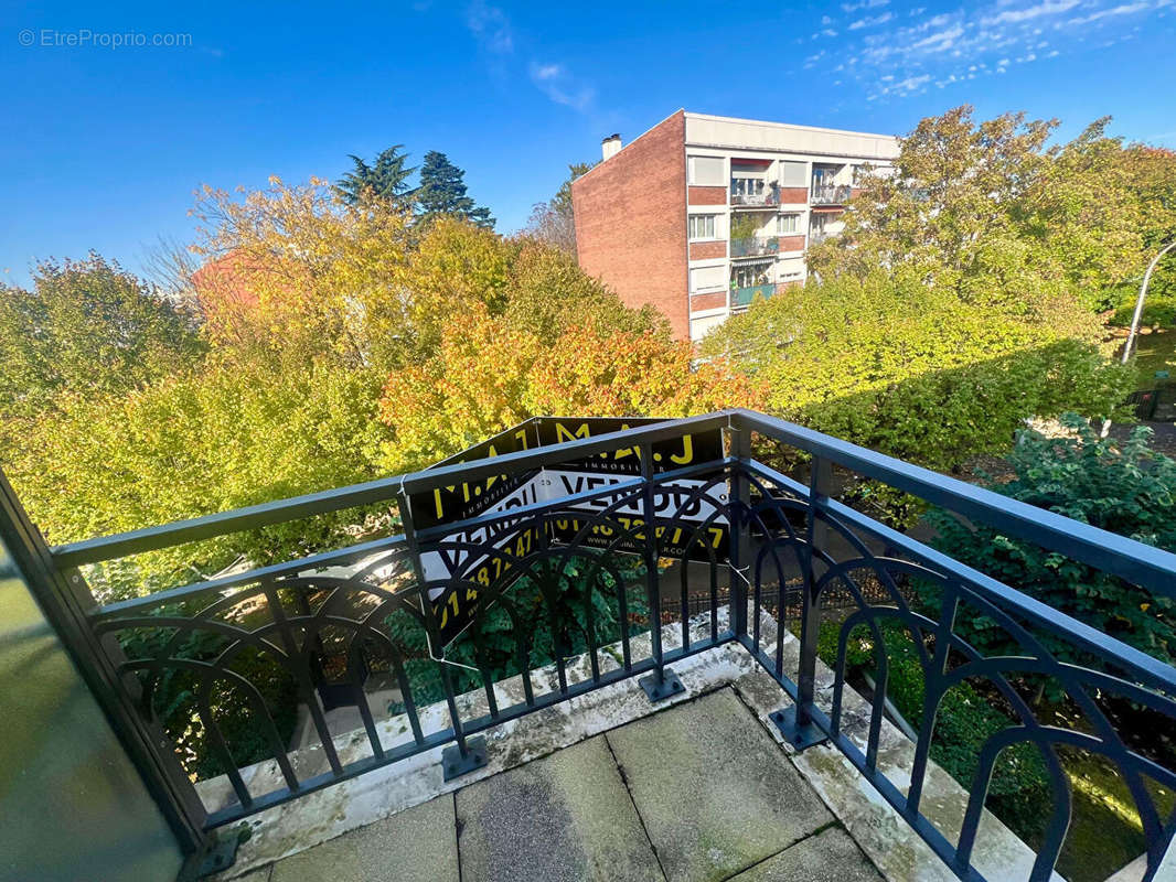 Appartement à LE PERREUX-SUR-MARNE