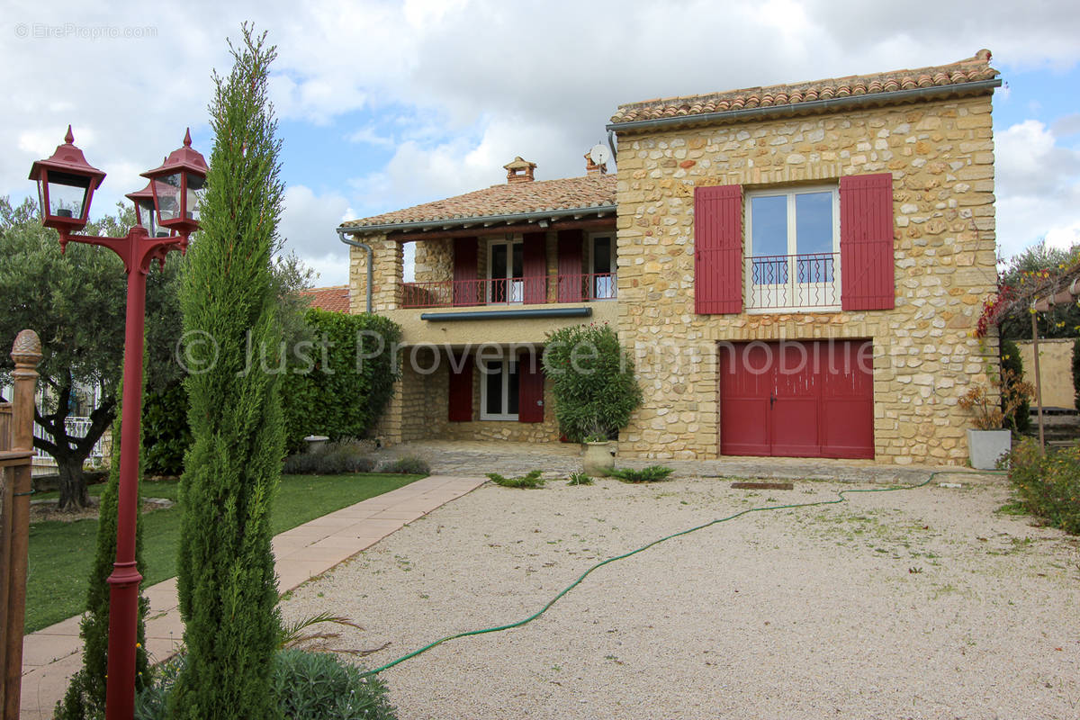 Maison à LE BARROUX