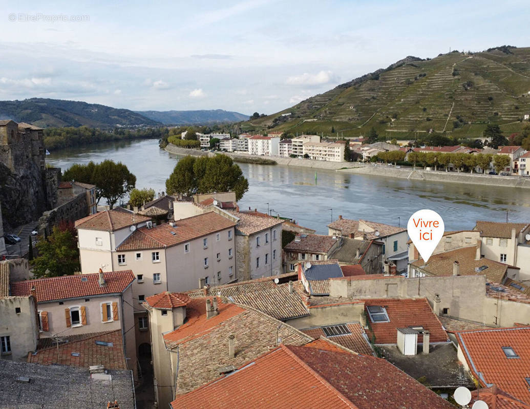 Appartement à TOURNON-SUR-RHONE