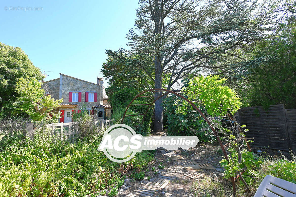 Appartement à FAYENCE