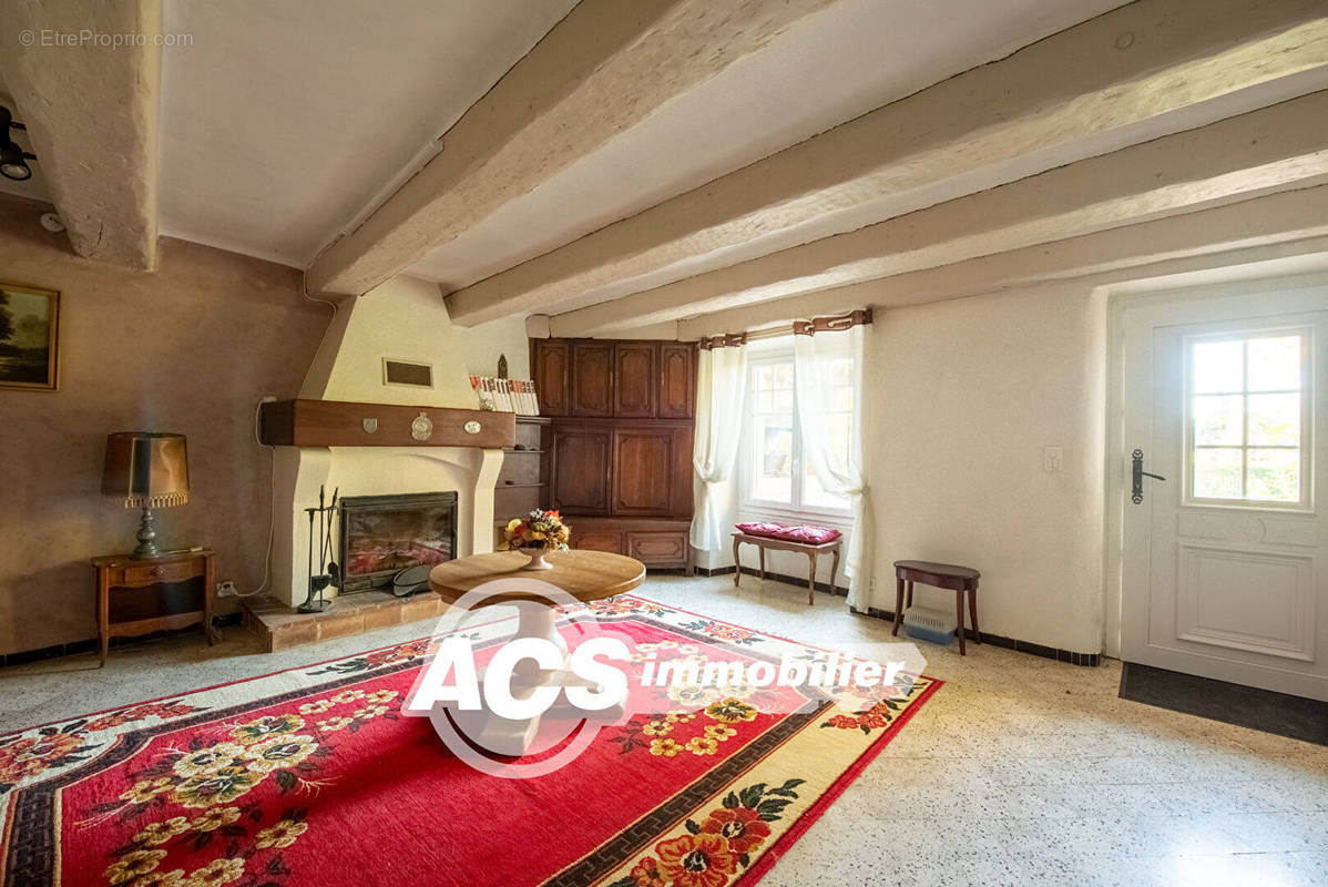 Appartement à FAYENCE