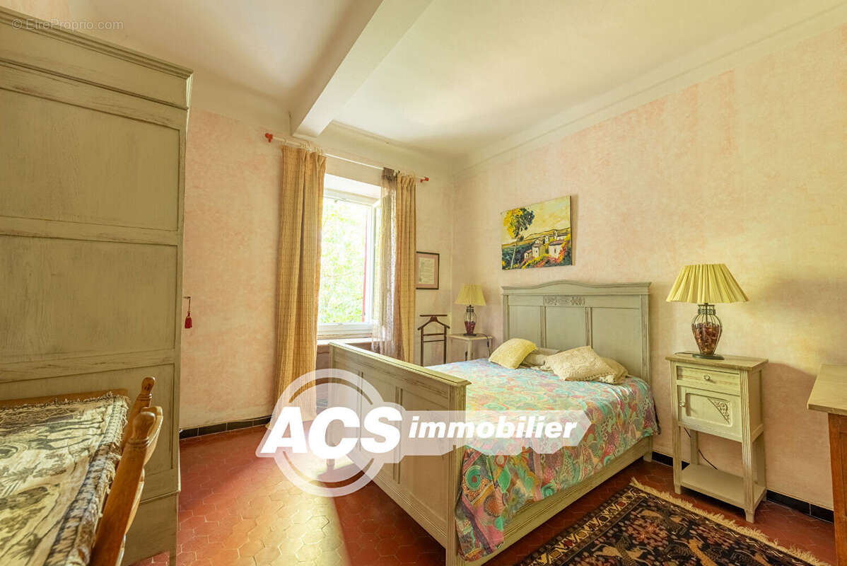 Appartement à FAYENCE