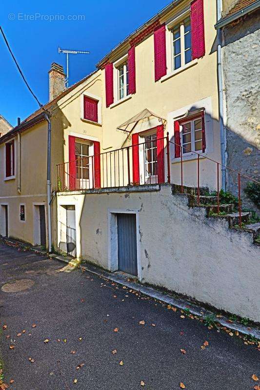 Maison à MENETREOL-SOUS-SANCERRE