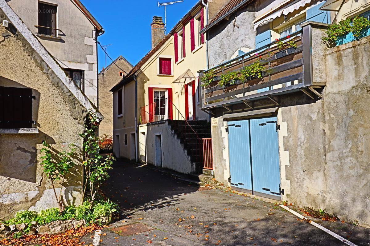 Maison à MENETREOL-SOUS-SANCERRE