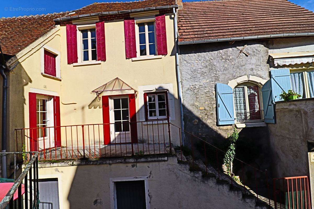 Maison à MENETREOL-SOUS-SANCERRE