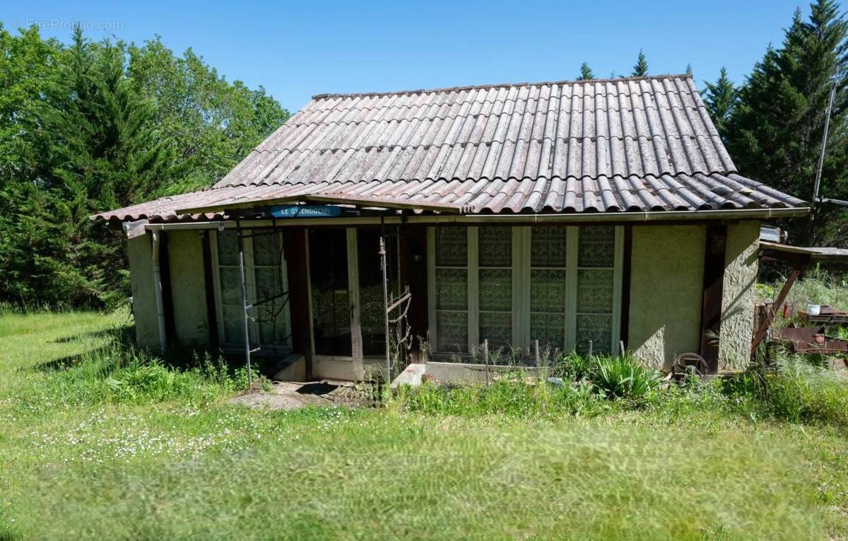 Maison à PUY-L&#039;EVEQUE