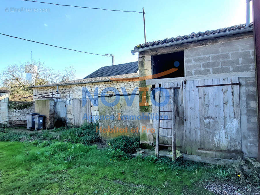 Maison à BEAUMONT