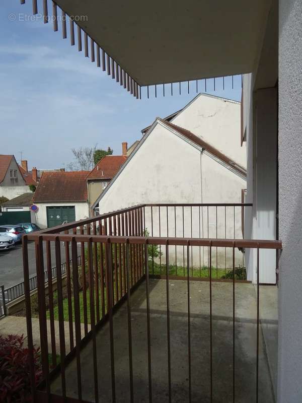 Appartement à COSNE-COURS-SUR-LOIRE