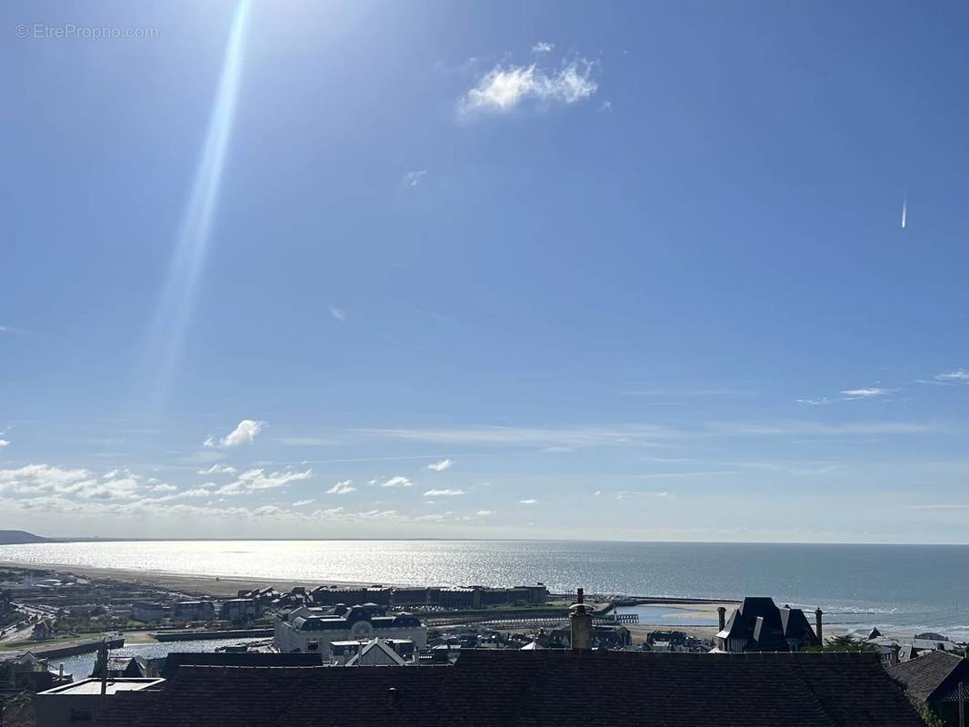 Appartement à TROUVILLE-SUR-MER