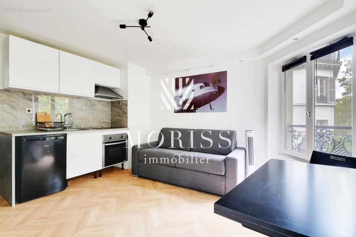 Appartement à PARIS-17E