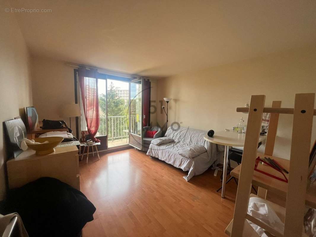 Appartement à BAGNEUX