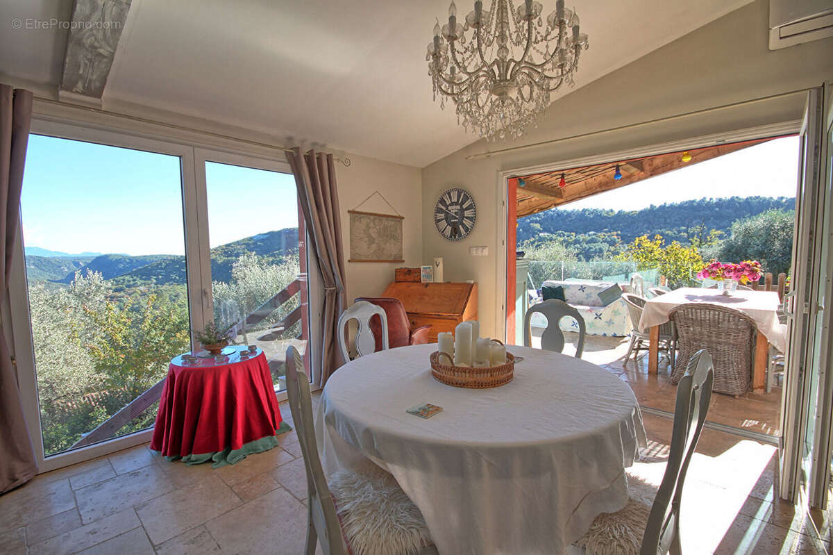 Maison à LE BAR-SUR-LOUP