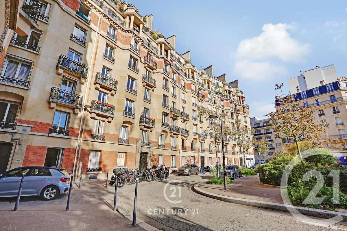 Appartement à PARIS-15E