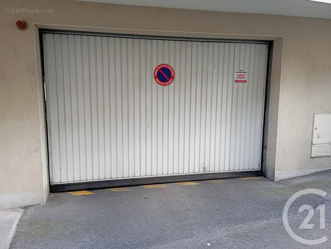 Parking à REIMS