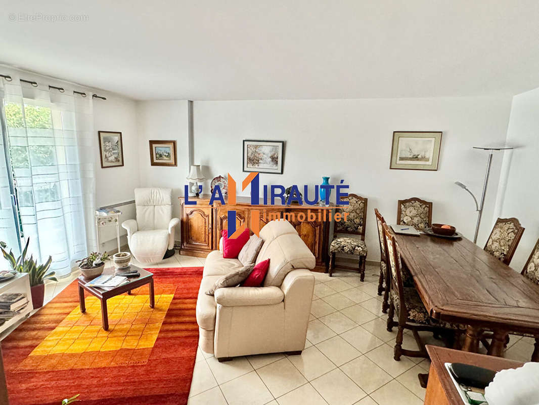 Appartement à CARRIERES-SUR-SEINE