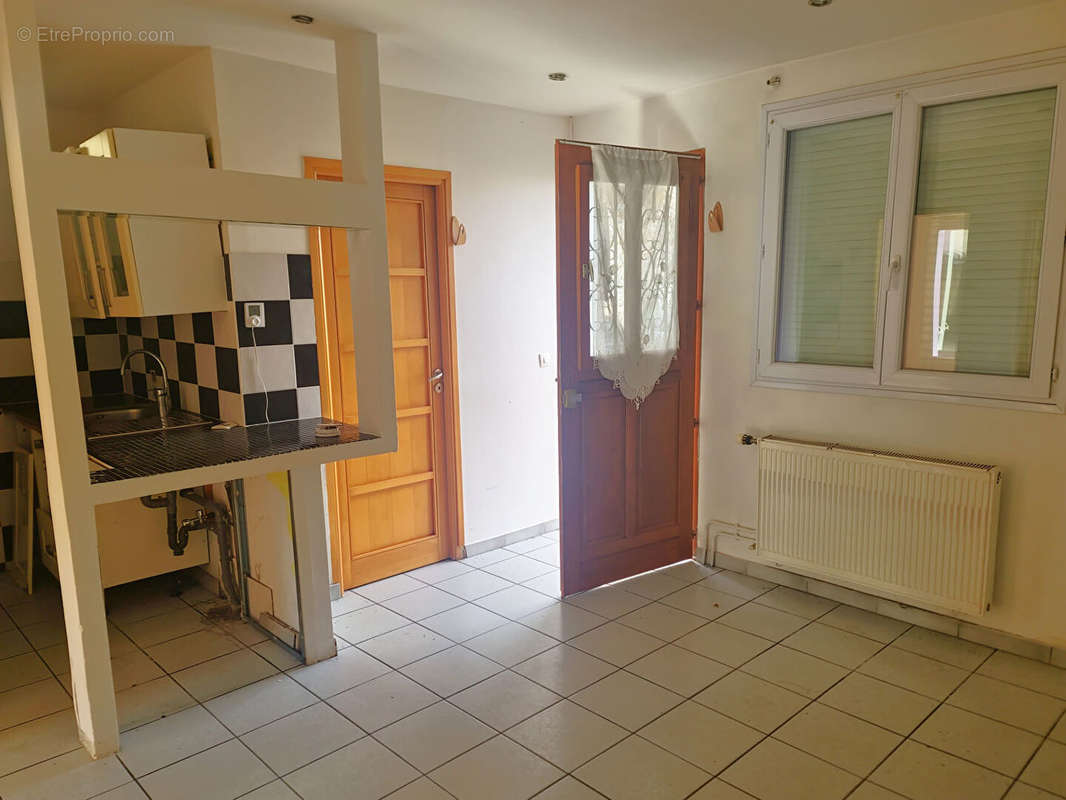 Appartement à VILLENEUVE-LE-ROI