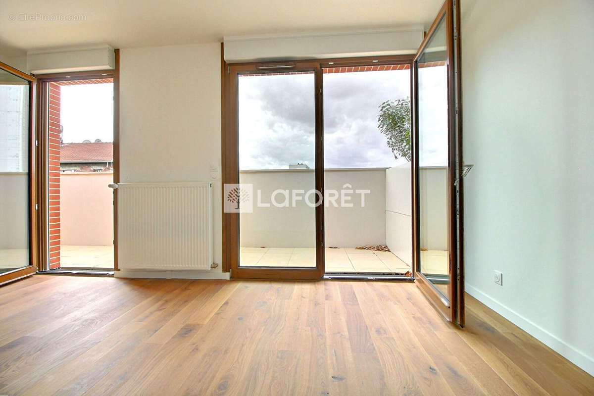 Appartement à GENNEVILLIERS